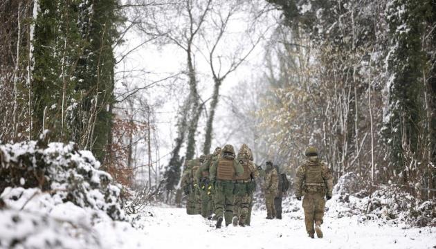 Ukrainian Recruits Complete Military Training Course In Britain