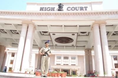  Allahabad HC Issues Non-Bailable Warrant Against Top UP Official 