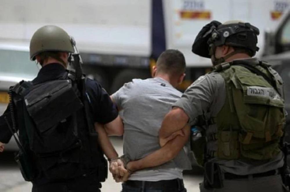Israeli Occupation Forces Shoot Palestinian, Arrest Three In West Bank