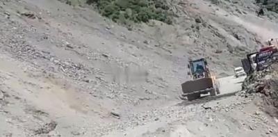  Shooting Stones Disrupt Traffic On Jammu-Srinagar National Highway 