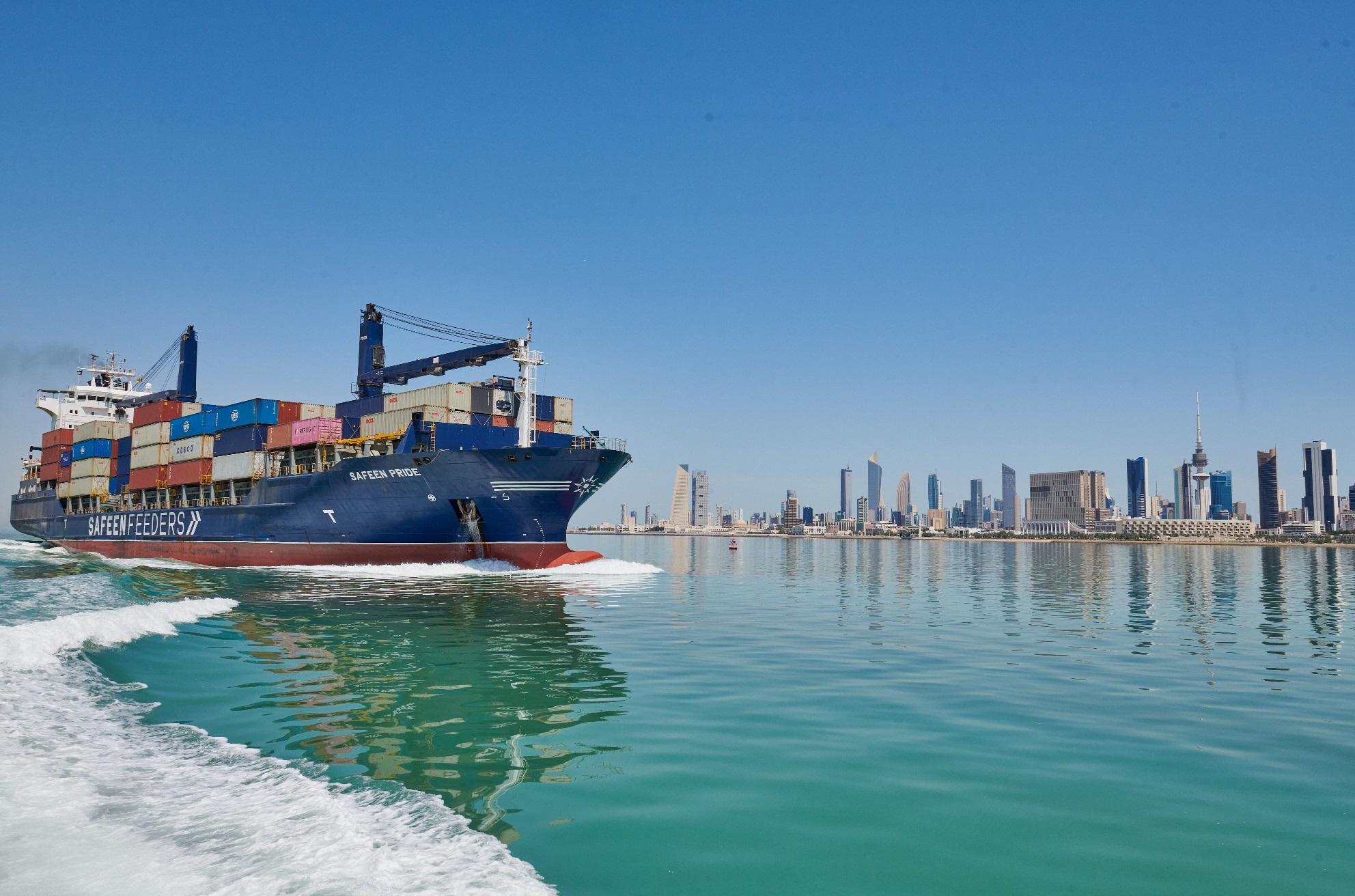 First Vessel Arrives at Shuwaikh Port Following Launch of Container Shipping Service from Khalifa Port