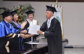 83-Year-Old Earns Honors Degree At University Of Panama