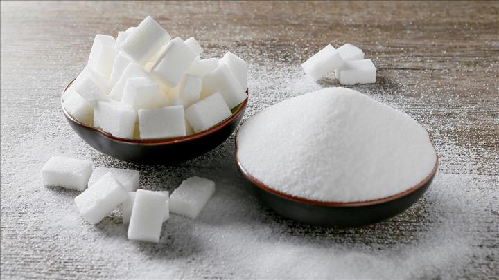 دراسة جديدة تحذر من خطورة الإفراط في تناول السكر