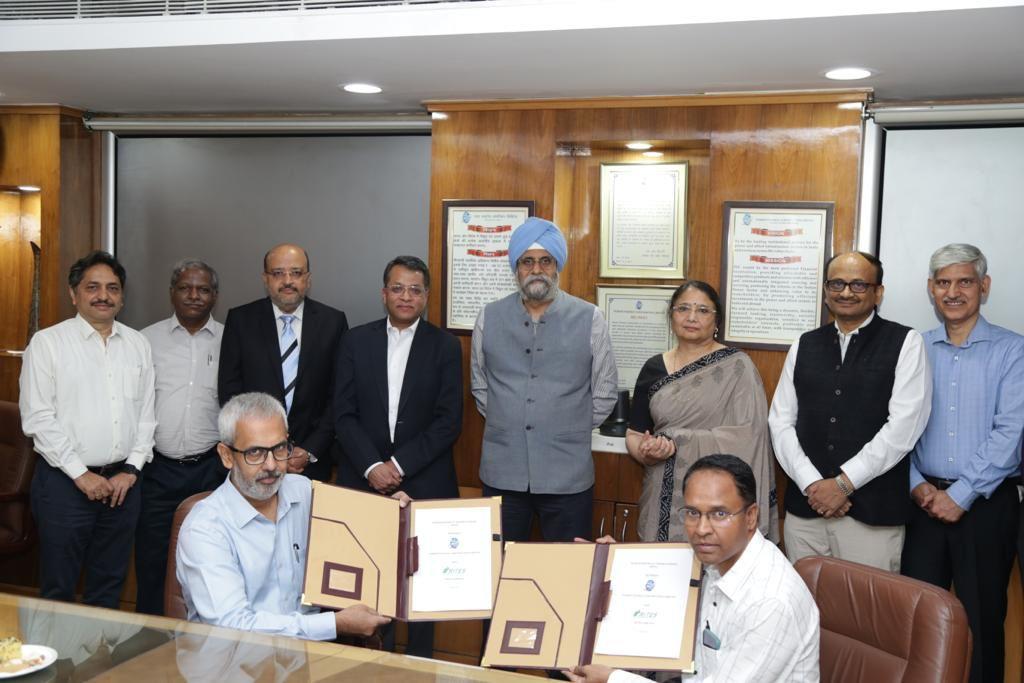 RITES, PFC Sign Mou To Foster Collaboration In Transport & Logistics And Other Infra Sectors