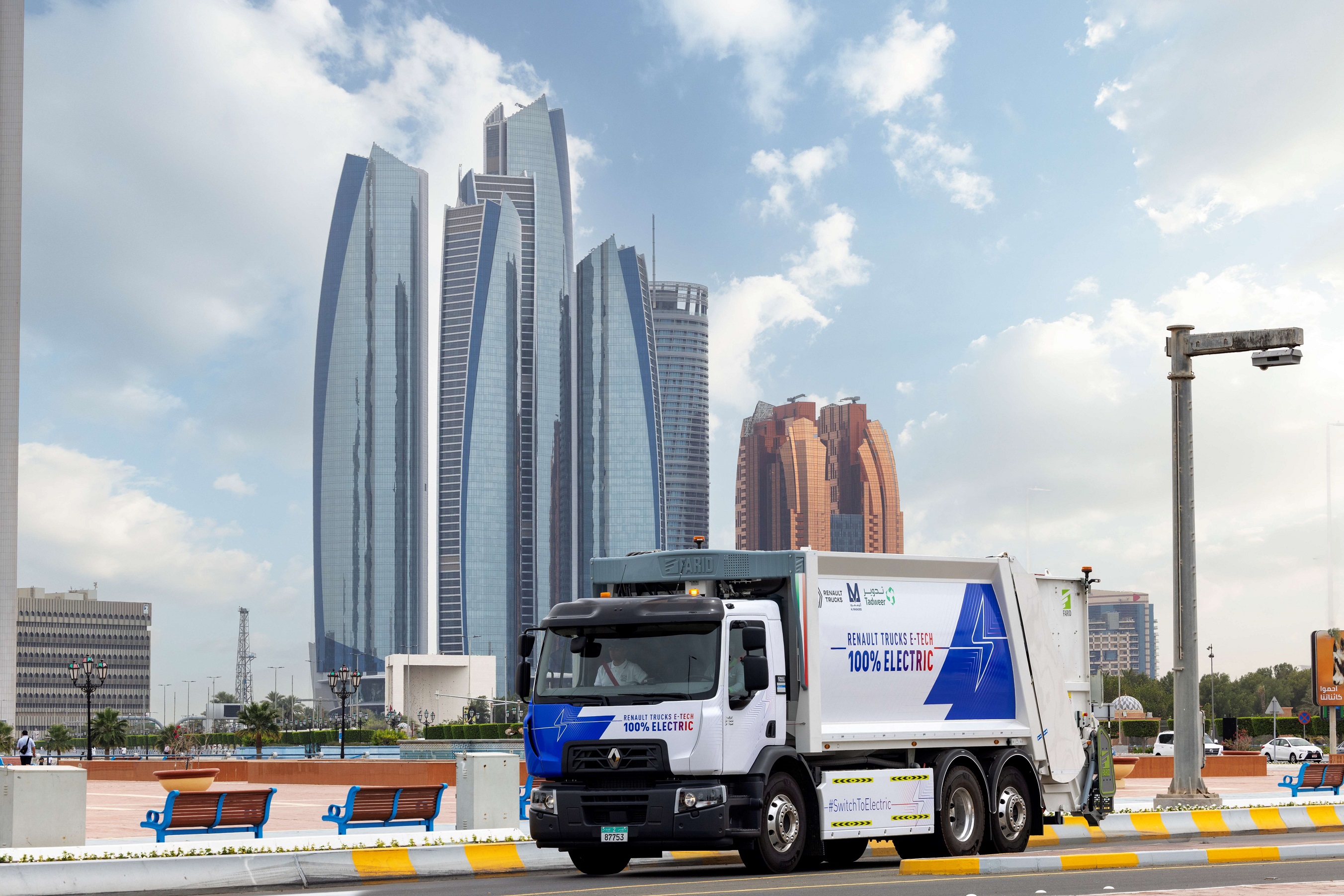 Renault Trucks, Al Masaood, and Tadweer launch the first 100% electric waste truck in the UAE