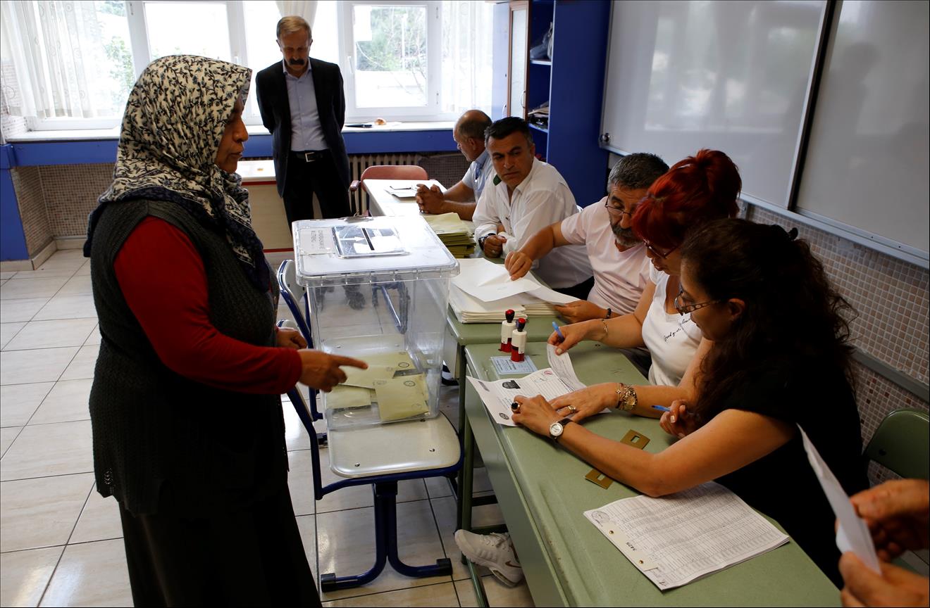  Voting Starts In Presidential Runoff In Turkey 