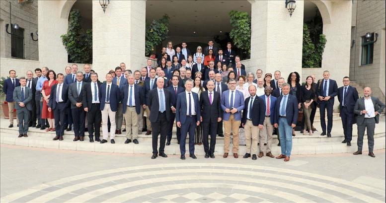 Jordan's Foreign Minister Meets Higher Institute Of National Defence Studies In France Delegation