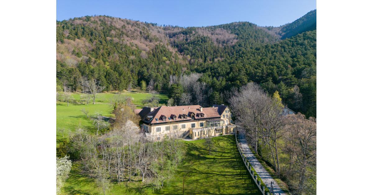 Sotheby's Concierge Auctions Exceptional Global Properties Auction At