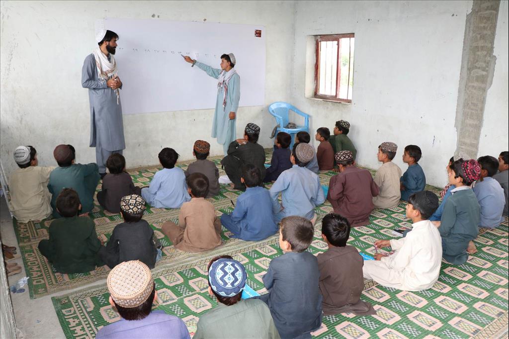 Khost Youth Impart Free Education To Hundreds