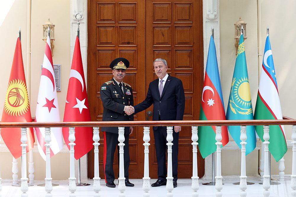 Azerbaijani Defense Minister Thanks Turkish Former Minister Of National Defense