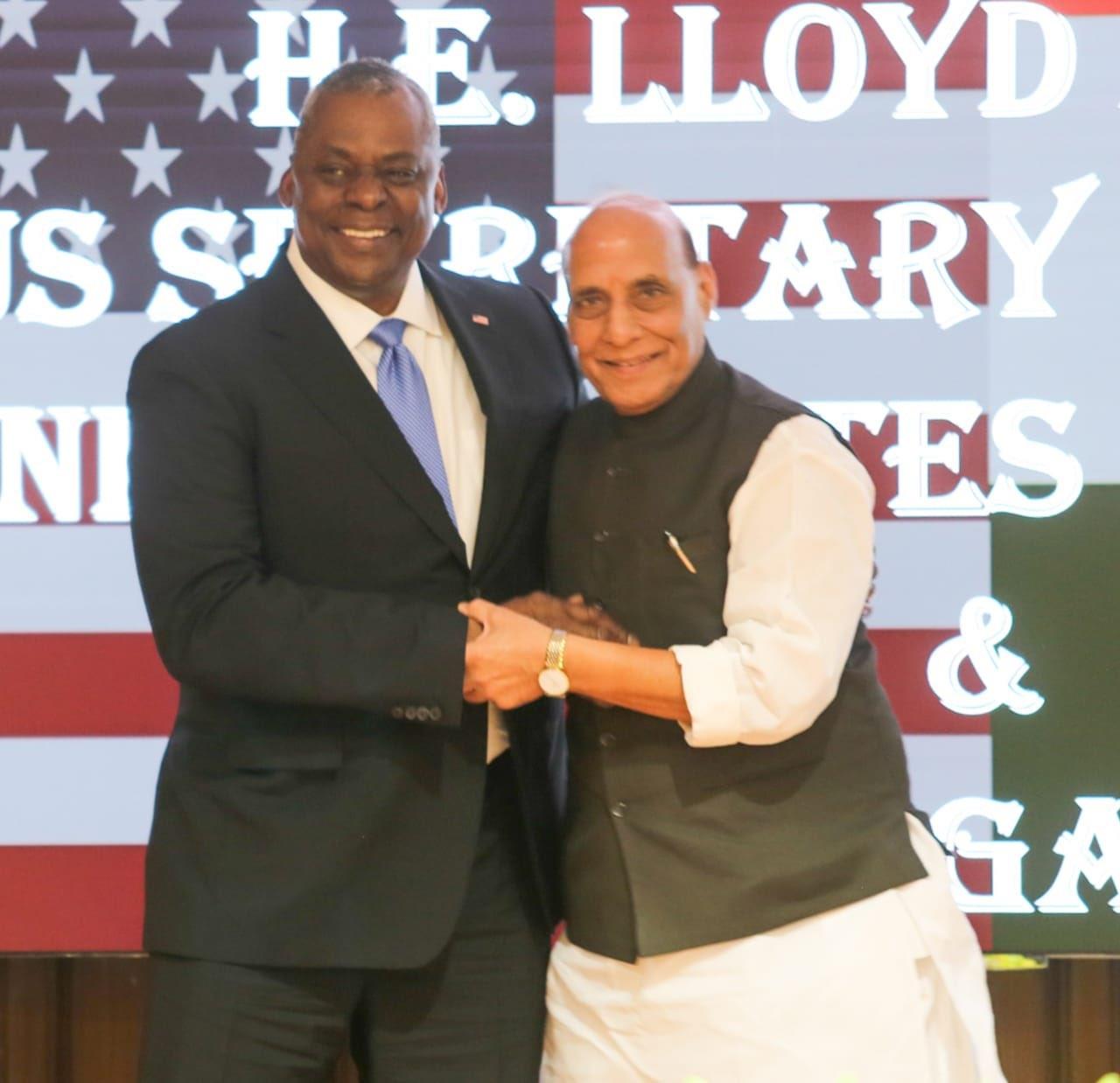  India, US Discuss Ways To Enhance Defence Cooperation 