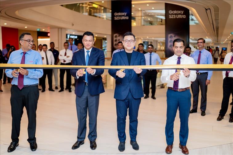 Singer Premium Furniture Opens Its Doors At One Galle Face