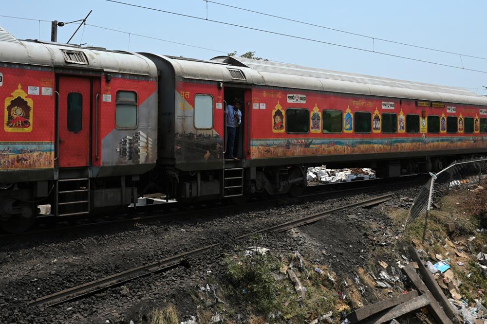 Indian Train Service To Resume After Deadly Crash