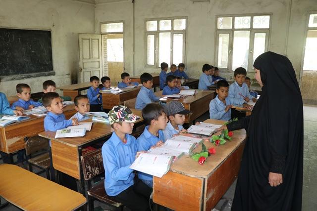 Rumored Ban From Afghan Education Concerns UNICEF