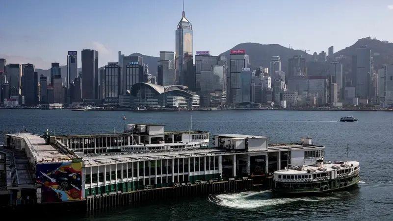 Hong Kong To Recruit 27,000 Foreign Workers Amid Shortage - Vimarsana News