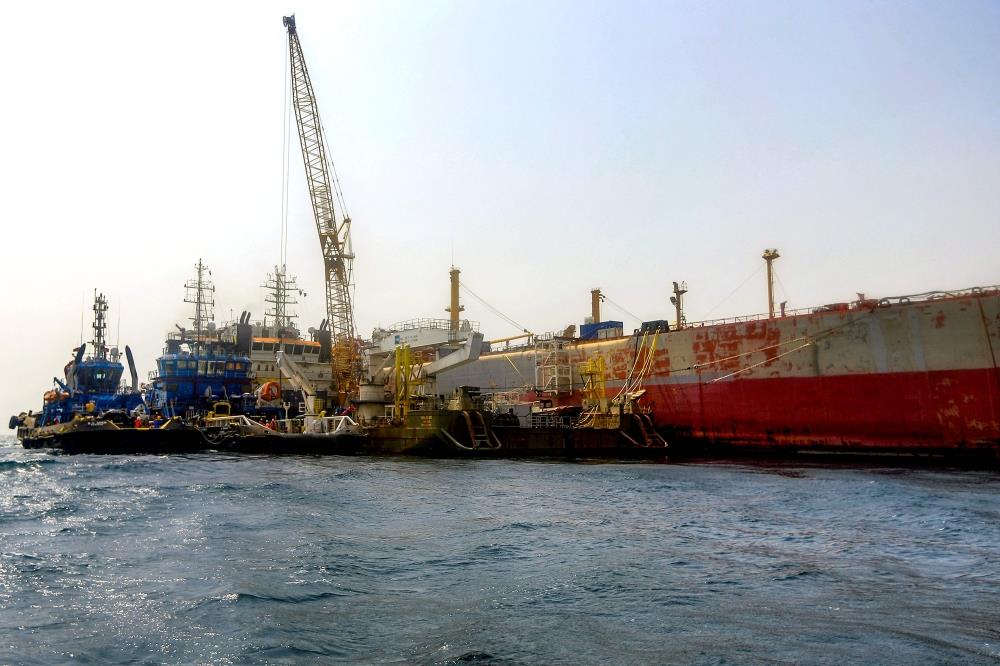 Oil Transfer From Abandoned Yemen Ship FSO Safer To Start Soon - Vimarsana News