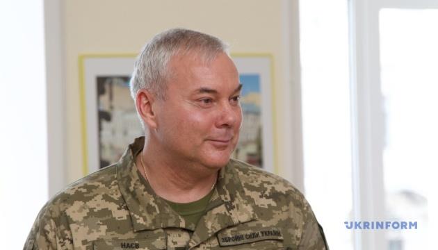 Ukrainian Commander Visits Wounded Soldiers - Vimarsana News