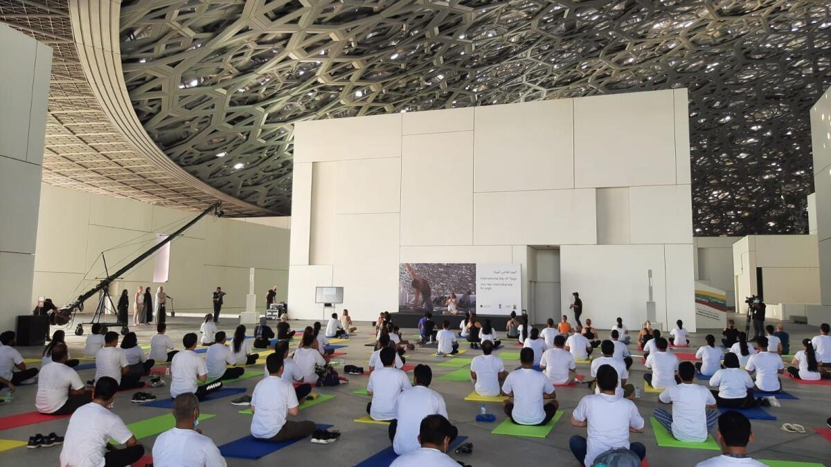 UAE: Free Registrations For Louvre, Adnec And More Events Mark International Yoga Day - Vimarsana News