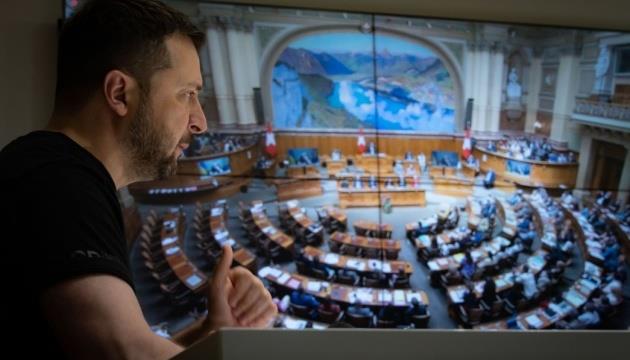 Re-Export Of Weapons For Ukraine's Defense: Zelensky Addresses Swiss Parliament - Vimarsana News