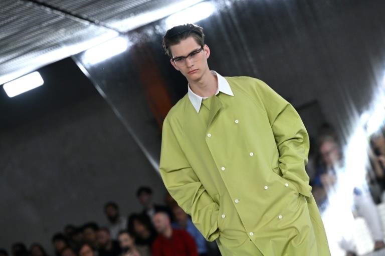 Prada-Simons duo provide elegance, comfort at Milan show for men - Vimarsana News
