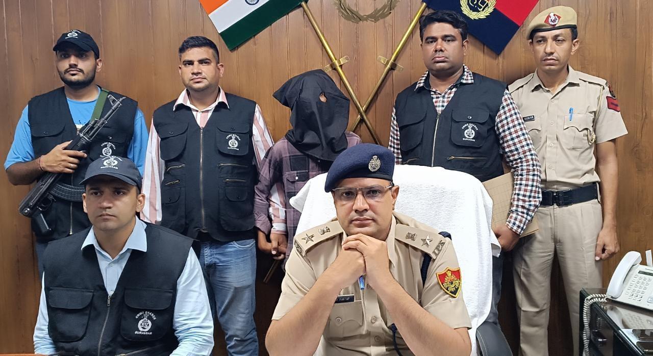 One Shooter Held For Firing At Gurugram's Liquor Vend - Vimarsana News