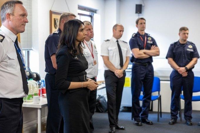 UK Home Secy Urges Police To 'Ramp Up' Stop-And-Search - Vimarsana News