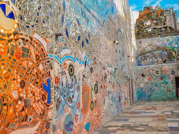 Public Art Installations: Discover Public Art Installations And ...