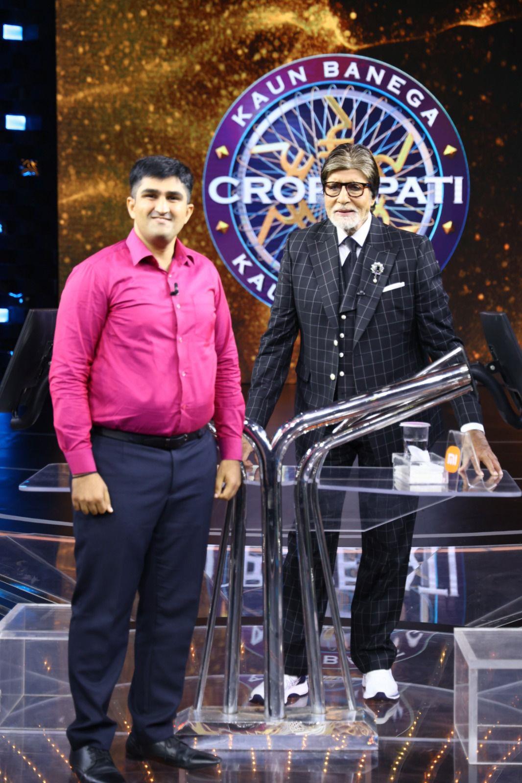 'KBC 15': Big B Misses Abhishek After Listening To Contestant's Story ...