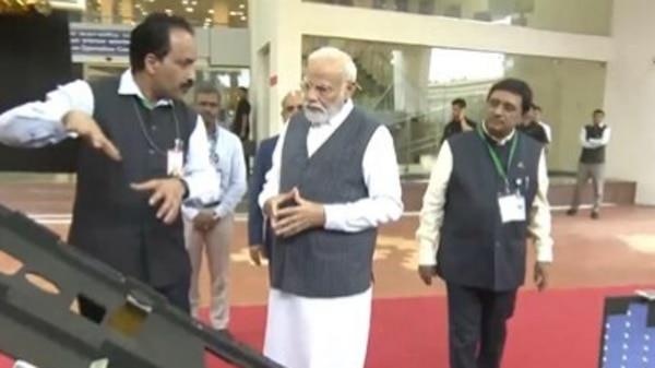 Pm Modi S Bengaluru Visit Live Touchdown Point Of Chandrayaan To Be Called Shivshakti Says