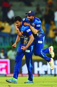 Samarawickrama Helps Sri Lanka Beat Bangladesh