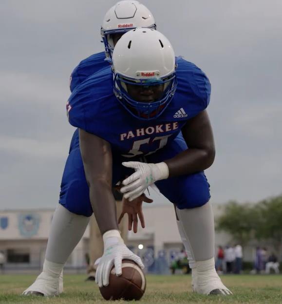 Pahokee Blue Devils football gets huge equipment donation from the