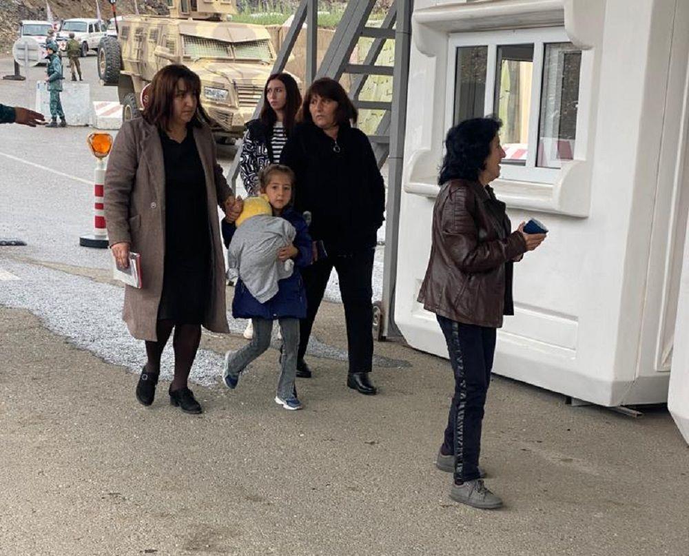 Armenian Residents Freely Cross Lachin Border Checkpoint