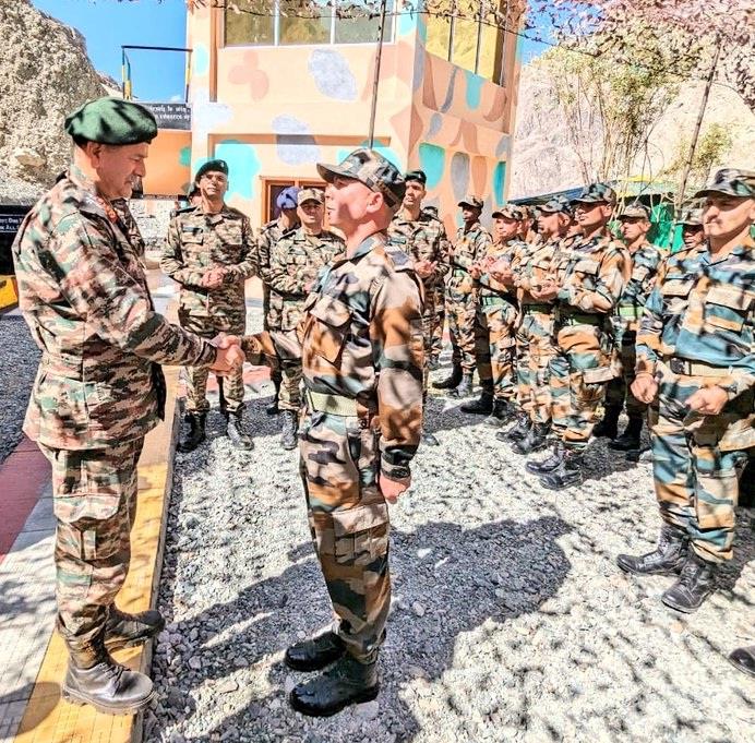 Northern Command Chief Visits Forward Areas In Ladakh