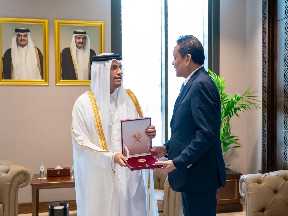 Prime Minister Grants Al Wajbah Decoration To Singapore Ambassador