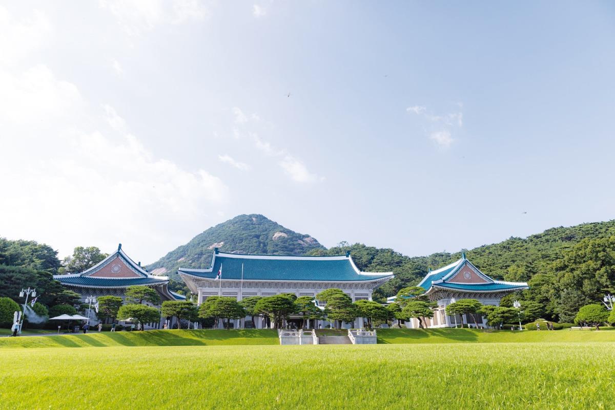 Inside Cheong Wa Dae: Tracing The Footsteps Of South Korea's Past Leaders