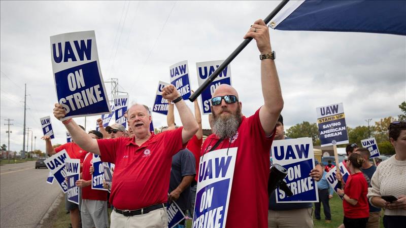UAW Strike Forces GM, Ford To Furlough Additional 500 Workers