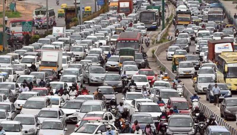 Karnataka Govt Clarifies Carpooling Ban Status In Bengaluru; Here's All You Need To Know