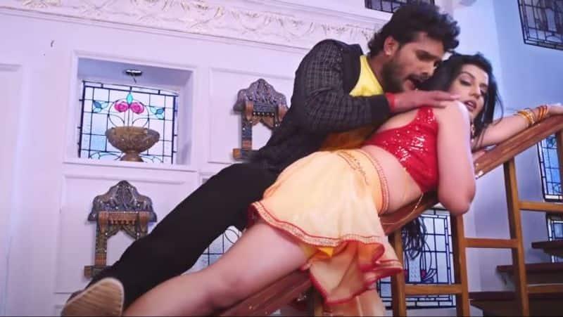 Ww Sexy Video Bhojpuri - Akshara Singh SEXY Video: Bhojpuri Actress, Khesari Lal's Naughty Dance Song  'Karwa Tel -3' Goes Viral-WATCH | MENAFN.COM