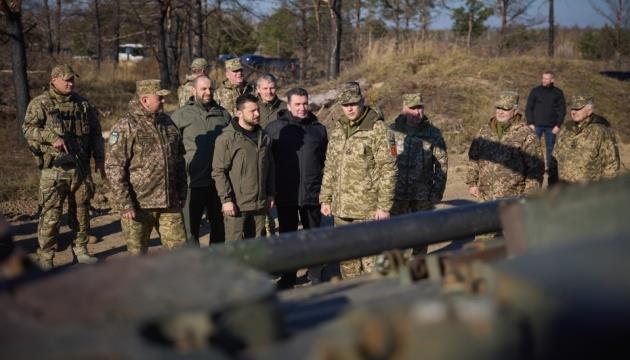 President Visits Training Center For Missile Forces And Artillery Units