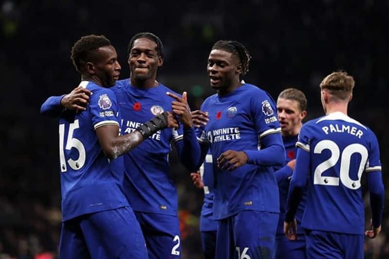 5 Goals, 2 Red Cards, 9 VAR Checks: Jackson's Hat-Trick Fires Chelsea To  Dramatic Win Over Tottenham (WATCH) | MENAFN.COM