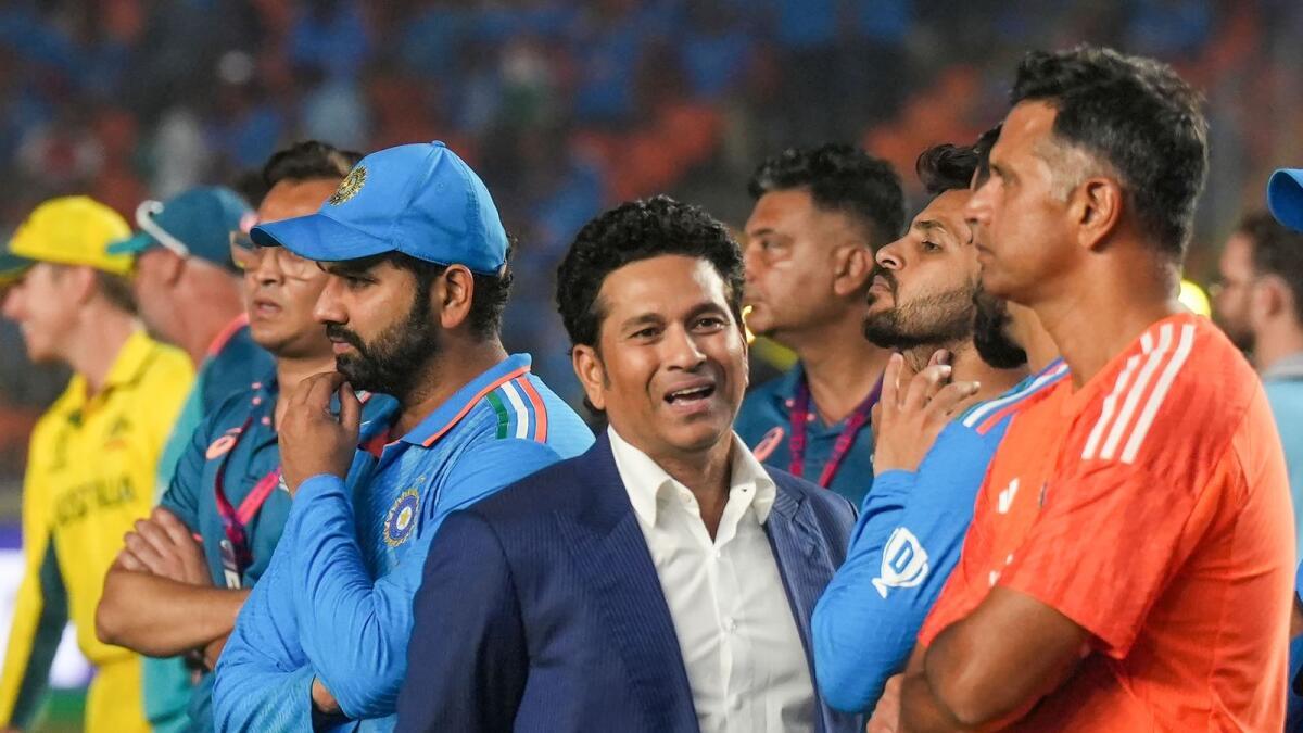 India Loses World Cup: Sachin Tendulkar Reacts, Consoles Team