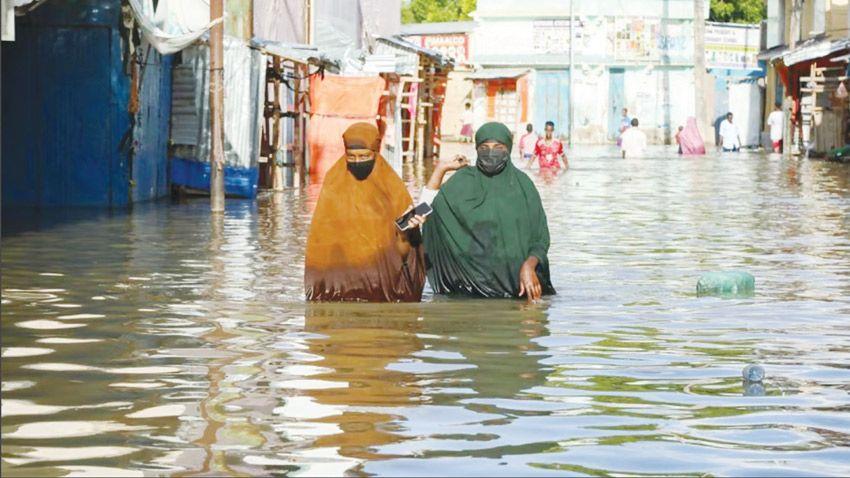 مصرع 50 شخصا ونزوح 700 ألف جراء الفيضانات في الصومال