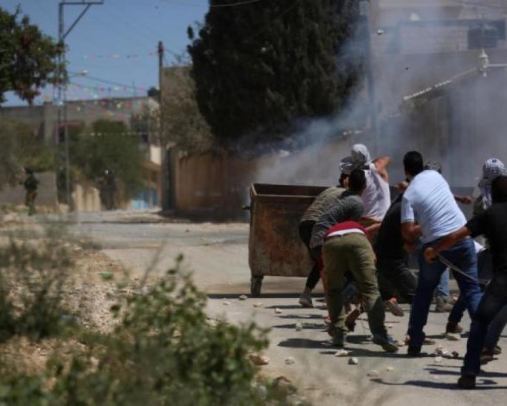 إصابتان بالرصاص الحي خلال مواجهات مع الاحتلال في عصيرة القبلية