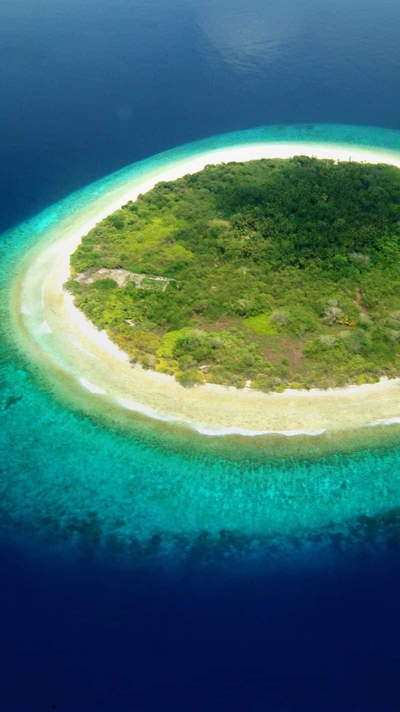 Massive 7.1 Magnitude Earthquake Strikes Mariana Islands Region, No