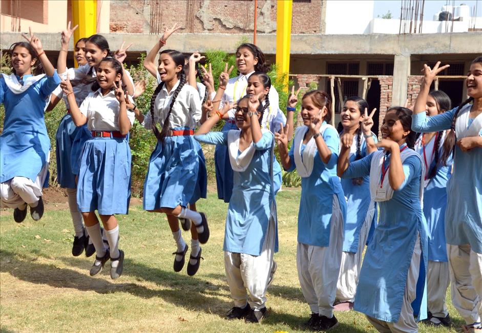 ‘Anubhuti Curriculum’ To Be Implemented In UP Schools