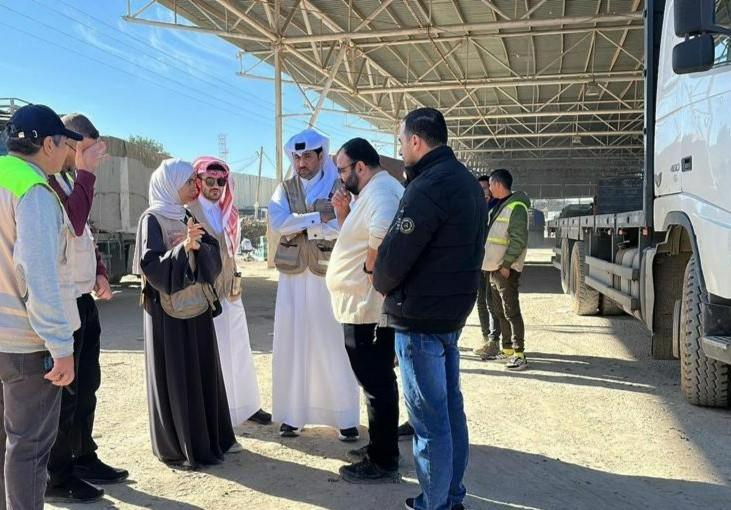 Al Khater Visits Warehouses Of Qatar's Gaza Reconstruction Committee