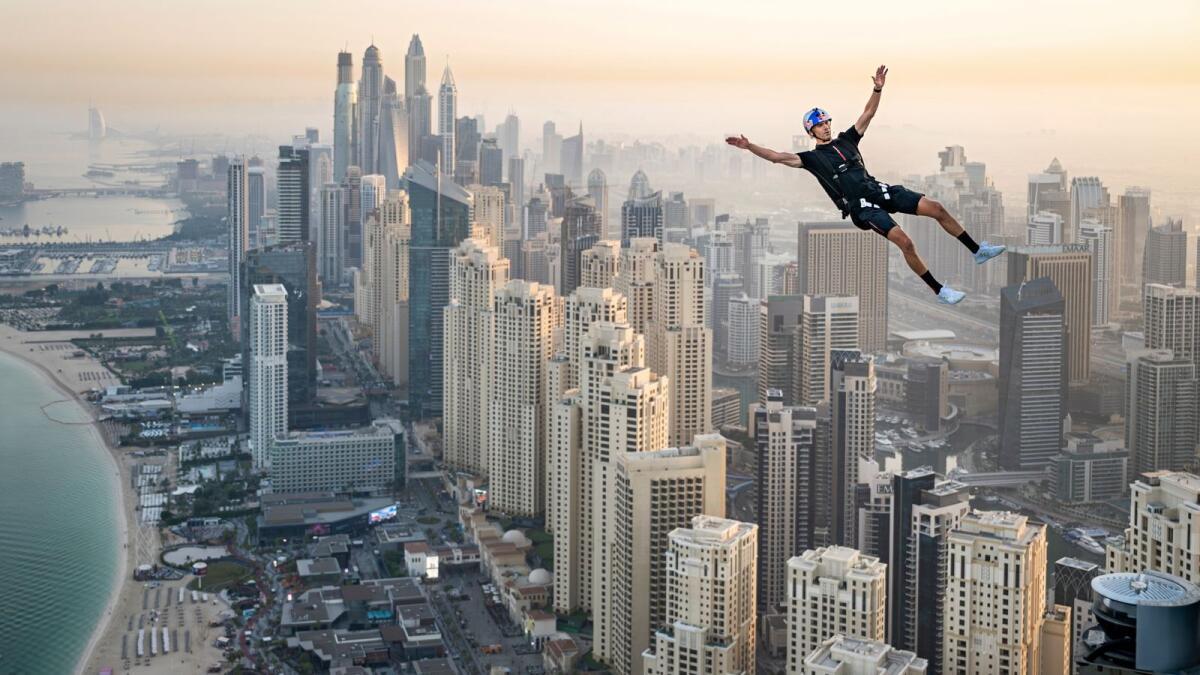 Watch: Wakeskater Jumps From World's Highest Rooftop Pool To The Beach In Dubai Stunt