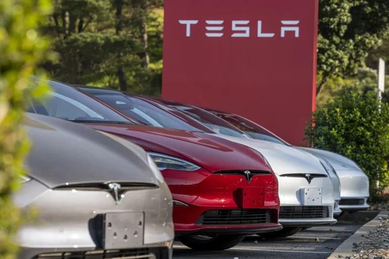 Tesla’S Self-Driving Tech Not Safe For Public Roads: Ex-Employee
