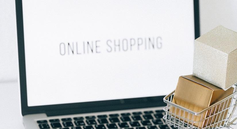 The Impact Of Social Media And E-Commerce On The Fashion Industry