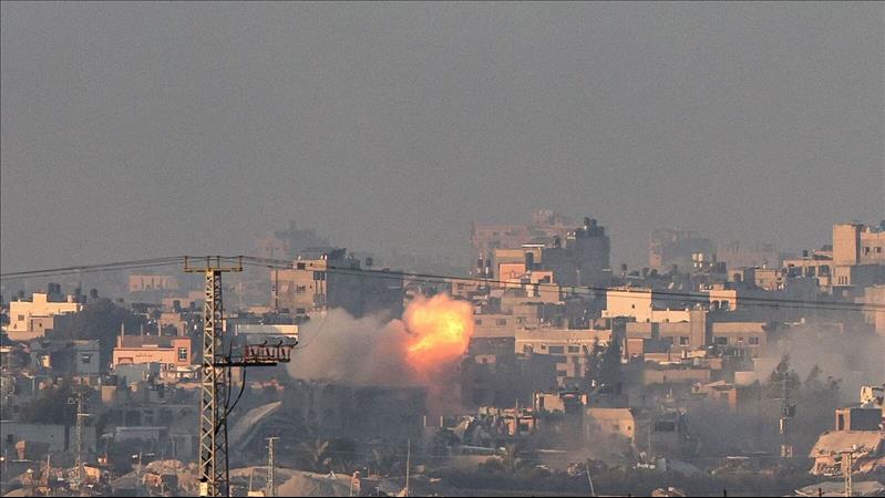 Israel-Hamas War Day 62: Heavy Fighting Stops Aid Delivery    UN Invokes Article 99 Over Gaza Conflict | 10 Updates